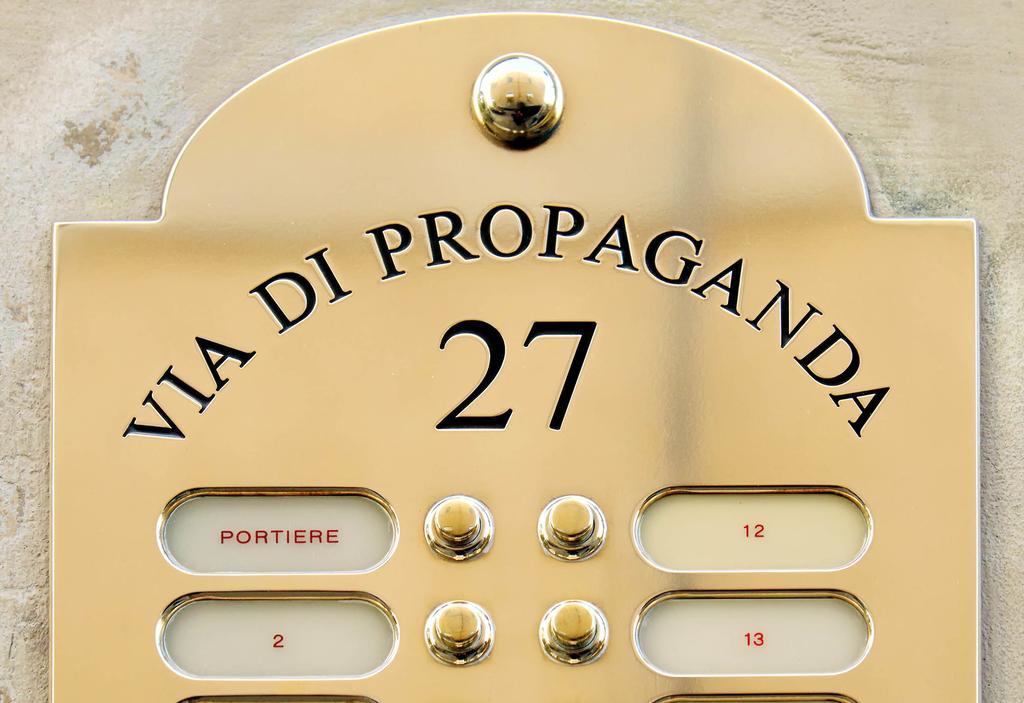 Propaganda Suites Rome Bagian luar foto