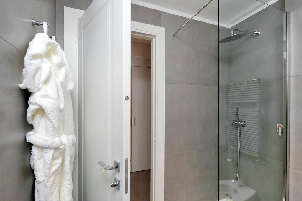 Propaganda Suites Rome Bagian luar foto